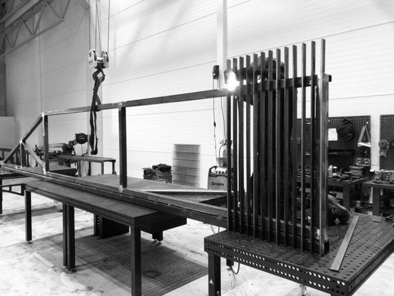 aedade ja väravate tootmine tehases